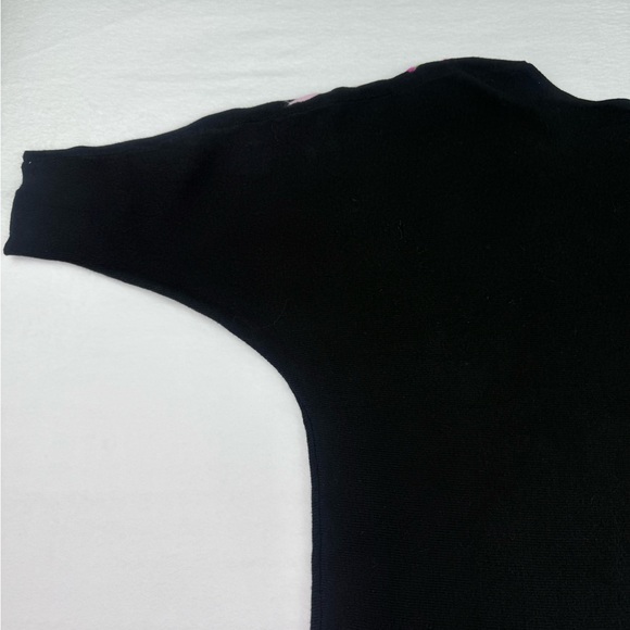 Aaeda Black Sweater with Pink Floral Embroidery Size 1X - Picture 9 of 10